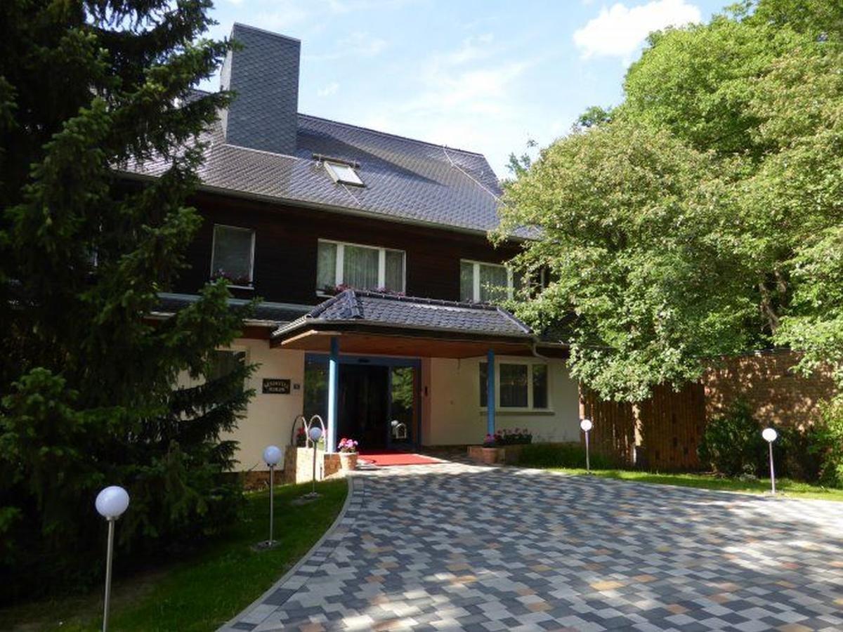 Seehotel Ichlim Sewekow Exterior photo